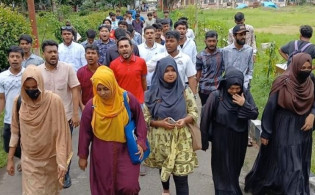 ‘একটা একটা শিবির ধর, ধইরা ধইরা জবাই কর’