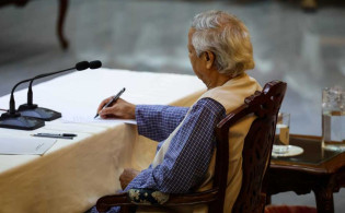 অন্তর্বর্তী সরকারের ১০টি বড় ব্যর্থতা দেখে নিন