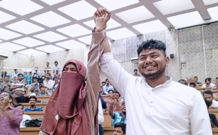 ঢাবির ইতিহাসে প্রথম ডাকসু নির্বাচনে জয়ী স্বামী-স্ত্রী