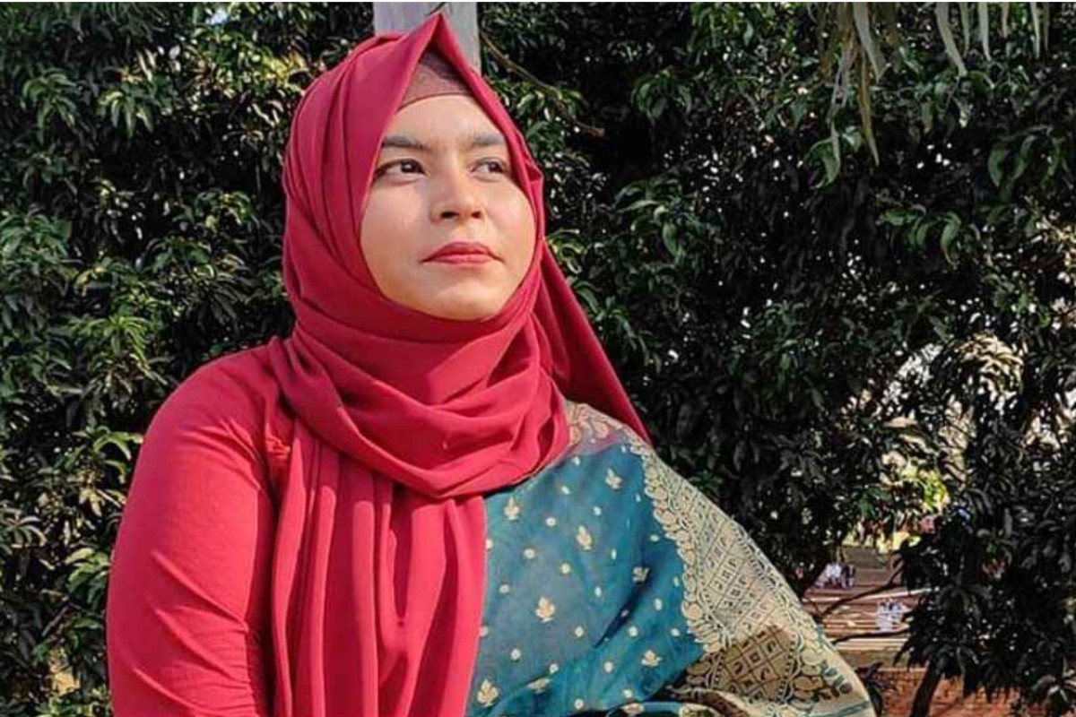জাকসু নির্বাচনে এই ‘হিজাব’ স্লোগানের নায়িকা মেঘলার পরিচয়