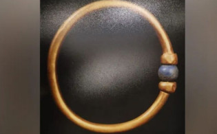 ফেরাউনের ৩ হাজার বছরের ব্রেসলেট ঘিরে হইচই