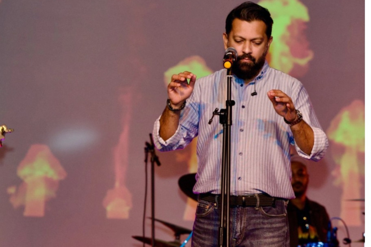 হঠাৎ করেই সরে দাঁড়ানোর সিদ্ধান্ত ঘোষণা তাহসানের