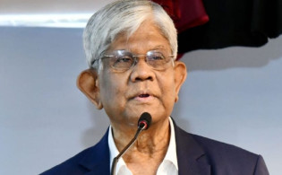 পেনশন ফান্ড শেয়ারবাজারে আনার বড় প্রস্তাব অর্থ উপদেষ্টার