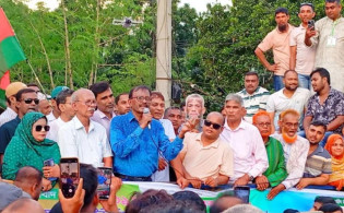 তারেক রহমানকে যে মানে না, সে তার বাপকেও মানে না