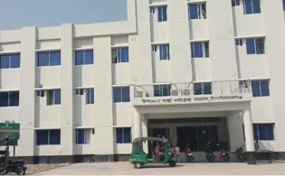 জুমার নামাজ পড়াতে যাওয়ার সময় মর্মান্তিক মৃত্যু হলো ইমামের