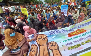 ইসলামী ব্যাংকের চাকরিচ্যুত কর্মচারীদের বিক্ষোভে ১০ কিমি যানজট