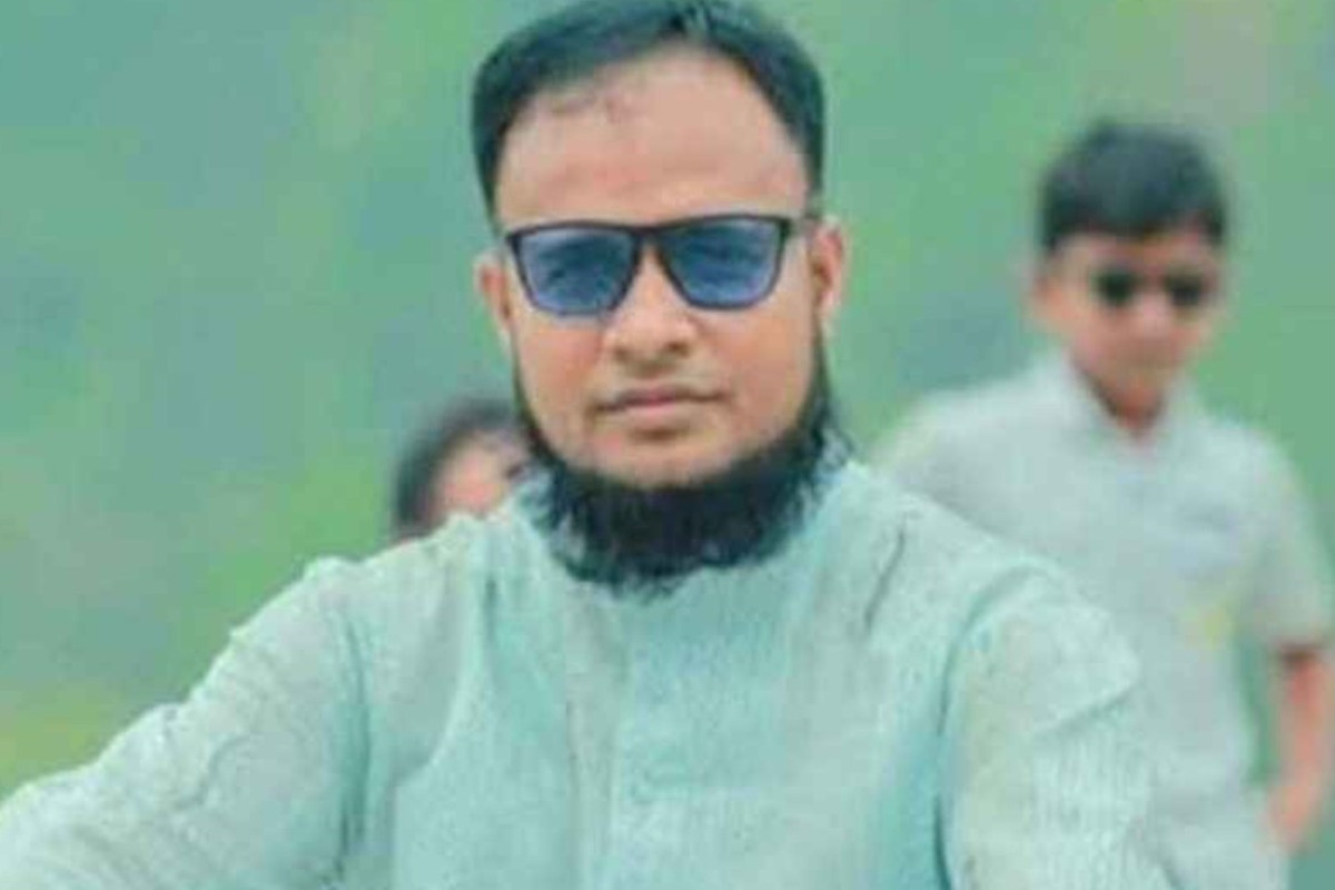 ফেসবুকে এক ক্লিক, জামায়াত নেতার ভাগ্যে ঝড়