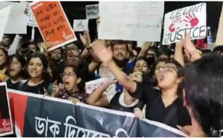 কলকাতা ‘সবচেয়ে নিরাপদ শহর’, আরজি কর নির্যাতিতার মা সরব