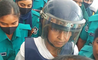 “আমাদের কি মরে প্রমাণ করতে হবে যে আমরা অসুস্থ?”