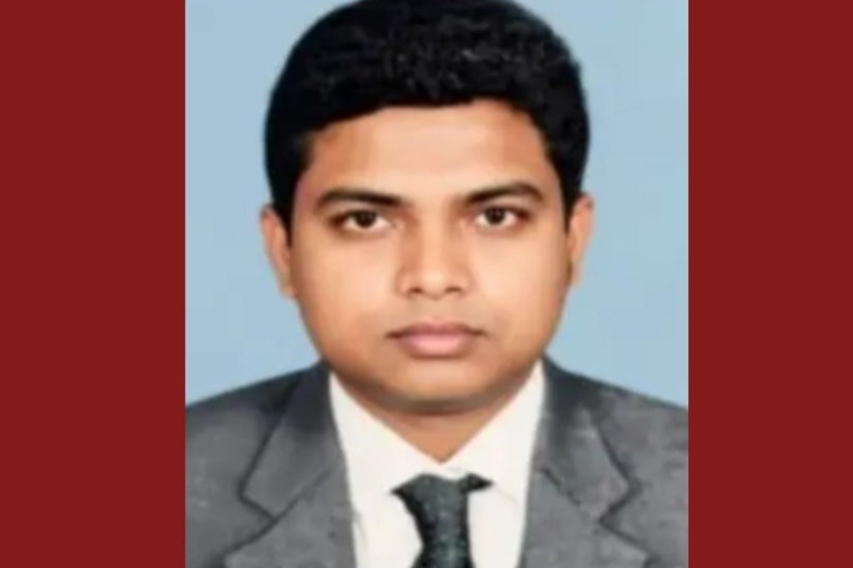 ১ কোটি ৩০ লাখ টাকার সাথে জনতা ব্যাংকের কর্মকর্তা লাপাত্তা