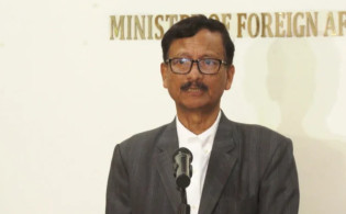 ভারতের ‘নির্বাচন নির্দেশনা’ নিয়ে মুখ খুললেন পররাষ্ট্র উপদেষ্টা