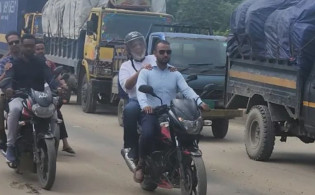 সড়ক ও সেতু উপদেষ্টার রোজনামচায় ধরা পড়লো চমকপ্রদ সত্য