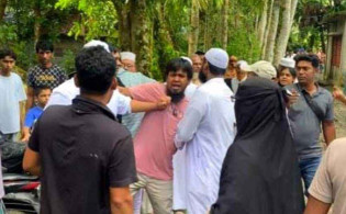মৃত মায়ের দাফন আটকে সম্পত্তি নিয়ে দুই ভাইয়ের মারামারি