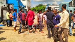 উত্তাল পদ্মা ব্লোয়িং, আটকে রাখা হলো কর্তৃপক্ষকে
