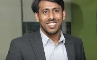 যেভাবে টিভির মালিক হলেন একজন রিপোর্টার