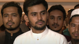 পদত্যাগের প্রশ্ন এড়িয়ে গেলেন উপদেষ্টা আসিফ মাহমুদ