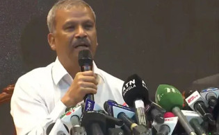 উপদেষ্টা পরিষদে যে সিদ্ধান্তগুলো নিলেন আসিফ নজরুল