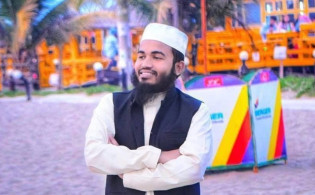 হঠাৎ নামাজরত অবস্থায় ইমামের মৃত্যু