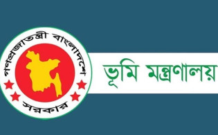 সচিবের বিরুদ্ধে ১০ লাখ মামলা