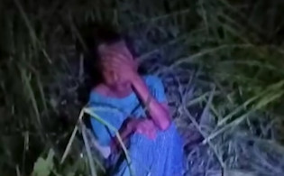 রাতে হঠাৎ করেই ভেসে আসে নারীর গোঙানির আওয়াজ