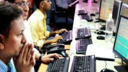 শেয়ারবাজারে টানা পতন: কপালে চিন্তার ভাঁজ বিনিয়োগকারীদের