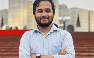 এবার রাজনীতিতে আসার কারণ জানালেন মীর স্নিগ্ধ