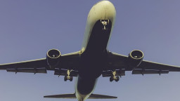 হঠাৎ যে কারণে কুয়েতের ৯ বিমানের জরুরি অবতরণ