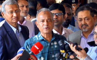 সাংবাদিককে তুলে নেওয়ার বিষয়ে যা বললেন স্বরাষ্ট্র উপদেষ্টা