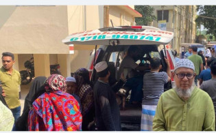 ভূমিকম্পে দেওয়াল চাপা: ছেলে নিহত, বাবা আইসিইউতে