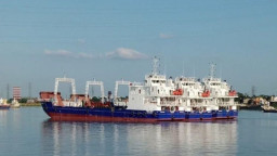 আরব আমিরাতে ওয়েস্টার্ন মেরিনের ৩ জাহাজ রপ্তানি