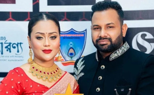 স্বামী আইসিইউতে, দোয়া চাইলেন বারিশা হক