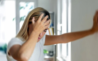 ভূমিকম্প নেই, তবুও দুলছে শরীর জেনে নিন কারণ