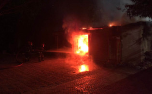 ঢাকা বিশ্ববিদ্যালয়ে আগুন 