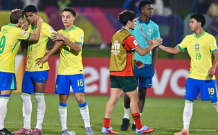 ব্রাজিল বনাম ইতালি: রুদ্ধশ্বাস ম্যাচটি শেষ-দেখুন ফলাফল