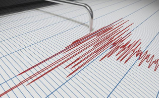 যে কারণে এক ঝটকায় কাঁপতে পারে পুরো বাংলাদেশ