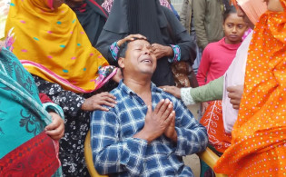 ১৭ ঘণ্টার ব্যবধানে এক পরিবারে ৩ জনের মৃত্যু