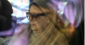 লন্ডনে চিকিৎসা যাত্রায় খালেদা জিয়ার সফরসঙ্গী ১৪ জন