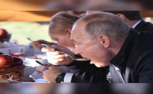 ভারত সফরে পুতিনকে যা খাওয়ানো হলো