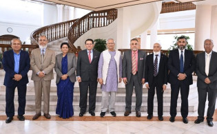 ‘ইতিহাসের সেরা নির্বাচন উপহার দেব’—ইসিকে প্রধান উপদেষ্টা