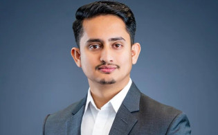 সারজিস আলমকে অবাঞ্ছিত ঘোষণা