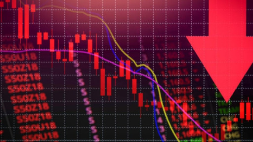 রাজনৈতিক অস্থিরতা ও আর্থিক খাতের নতুন আতঙ্কে শেয়ারবাজার