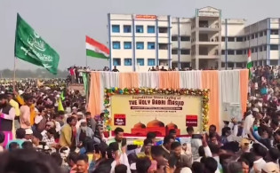 বাবরির জবাবে গীতা পাঠ, তার জবাবে কোরআন তিলাওয়াত