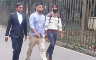 ট্রাইব্যুনালে সাক্ষ্য দিতে হাজির জুলাই আন্দোলনের মুখ্য সংগঠক