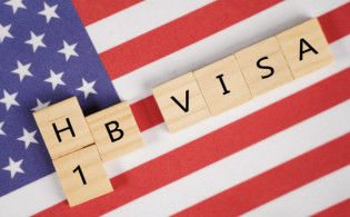 যুক্তরাষ্ট্রের এইচ–১বি ভিসা প্রক্রিয়ায় আরও বেশি কড়াকড়ি