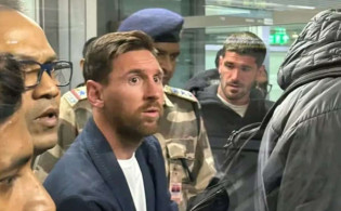 গভীর রাতে কলকাতায় মেসি, ভক্তদের উন্মাদনা