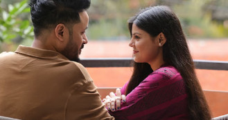 পুরুষের কাছে নারীর ১০ নীরব প্রত্যাশা, যা মুখে বলে না