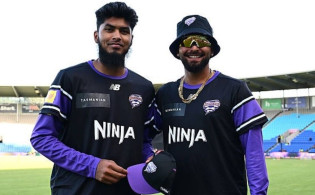 মেলবোর্ন স্টারস বনাম হোবার্ট হারিকেন্স: ব্যাটিংয়ে রিশাদরা-ম্যাচটি সরাসরি দেখুন