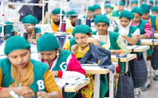 ভারতীয় ডাম্পিং চাপে হুমকির মুখে ২৩ বিলিয়ন ডলারের পোশাক শিল্প