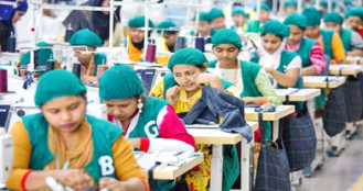 ভারতীয় ডাম্পিং চাপে হুমকির মুখে ২৩ বিলিয়ন ডলারের পোশাক শিল্প