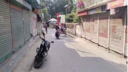 দোকান বন্ধ রেখে শ্রদ্ধা জানাল ওসমান হাদিকে